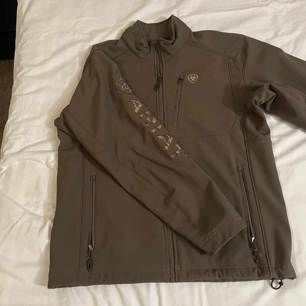 Ariat shell jacket - Picture 2 of 2